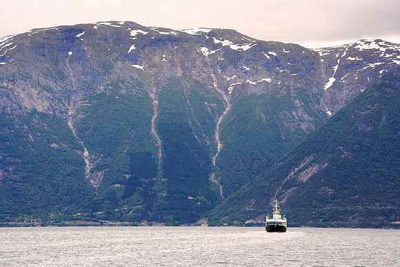 1137 - B - Ship in a fjord