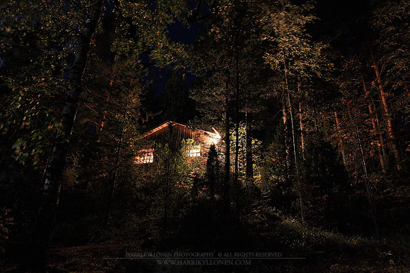 0986 - B - Hut lights