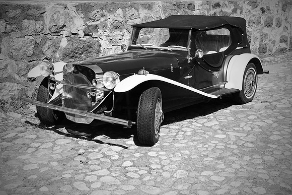 0830 - B - Classic Mercedes Benz