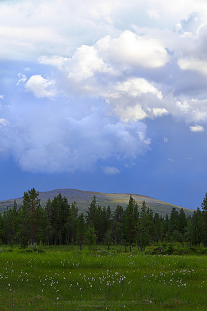 1461 - Lively sky on Ounastunturi