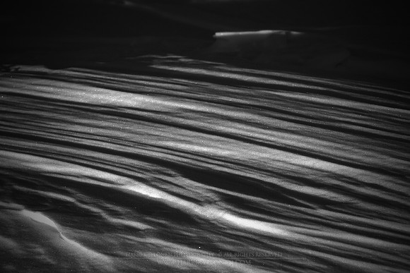 0840 - B - Wind marks