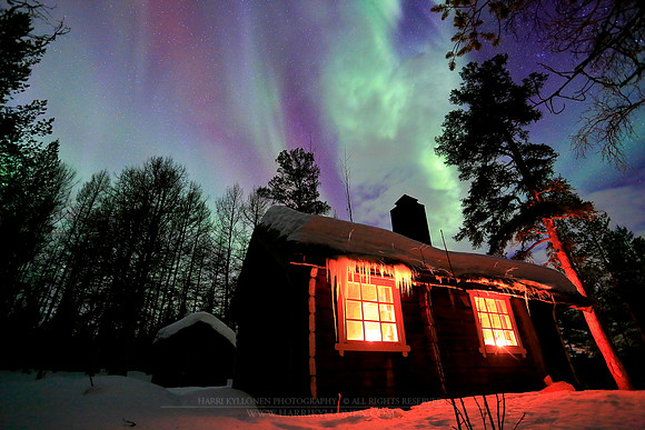 1465 - Northern light hut