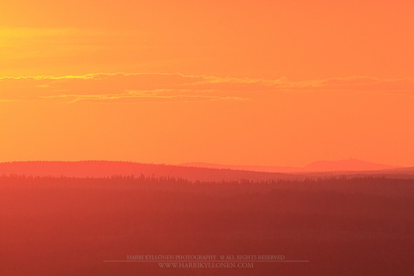 0893 - B - Golden hour at Ruka