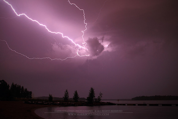 1275 - A - Cloud lightning