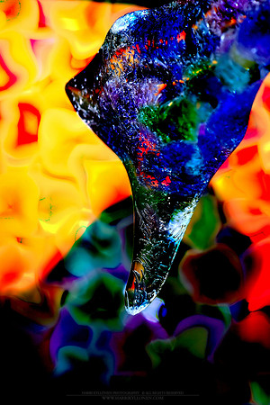 0146 - B - Abstract drop