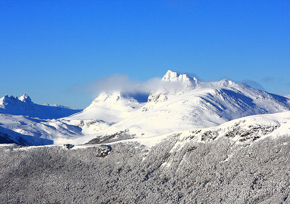 1023 - Snow peaks II